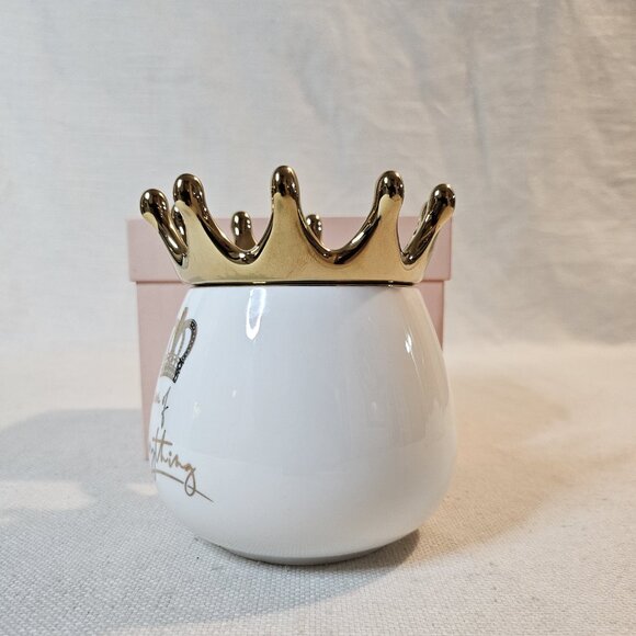 Luxe England - Queen of Everything - 12oz Crown Cup Mug - Picture 6 of 6